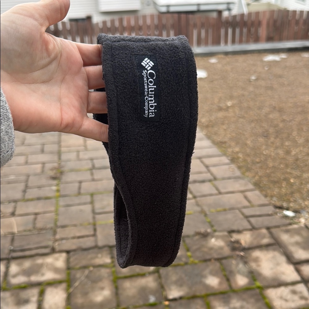 Columbia Black Fleece Headband